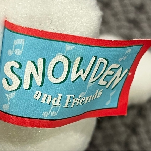 Tagged 1999 8" Snowden Plush Snowman Drum Major Ornament Christmas Beanie Target - Picture 10 of 13
